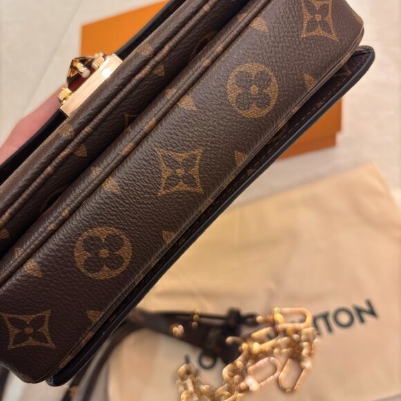 π©οΈLOUIS VUITTON gradient cowhide shoulder crossbody handbagπ₯³ - Picture 10 of 10